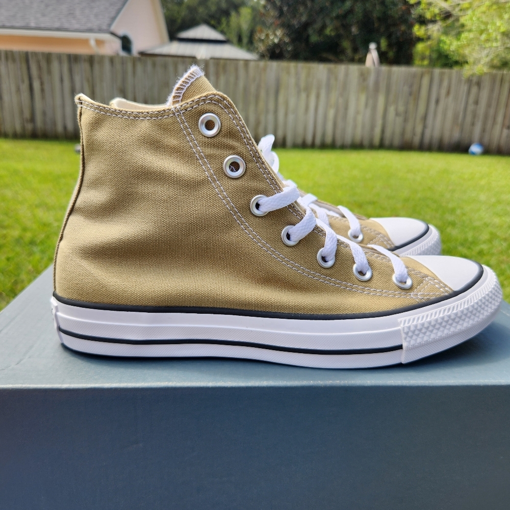 Converse Men's Chuck Taylor All Star Hi 'Burnt Honey' Canvas Sneakers Shoes New